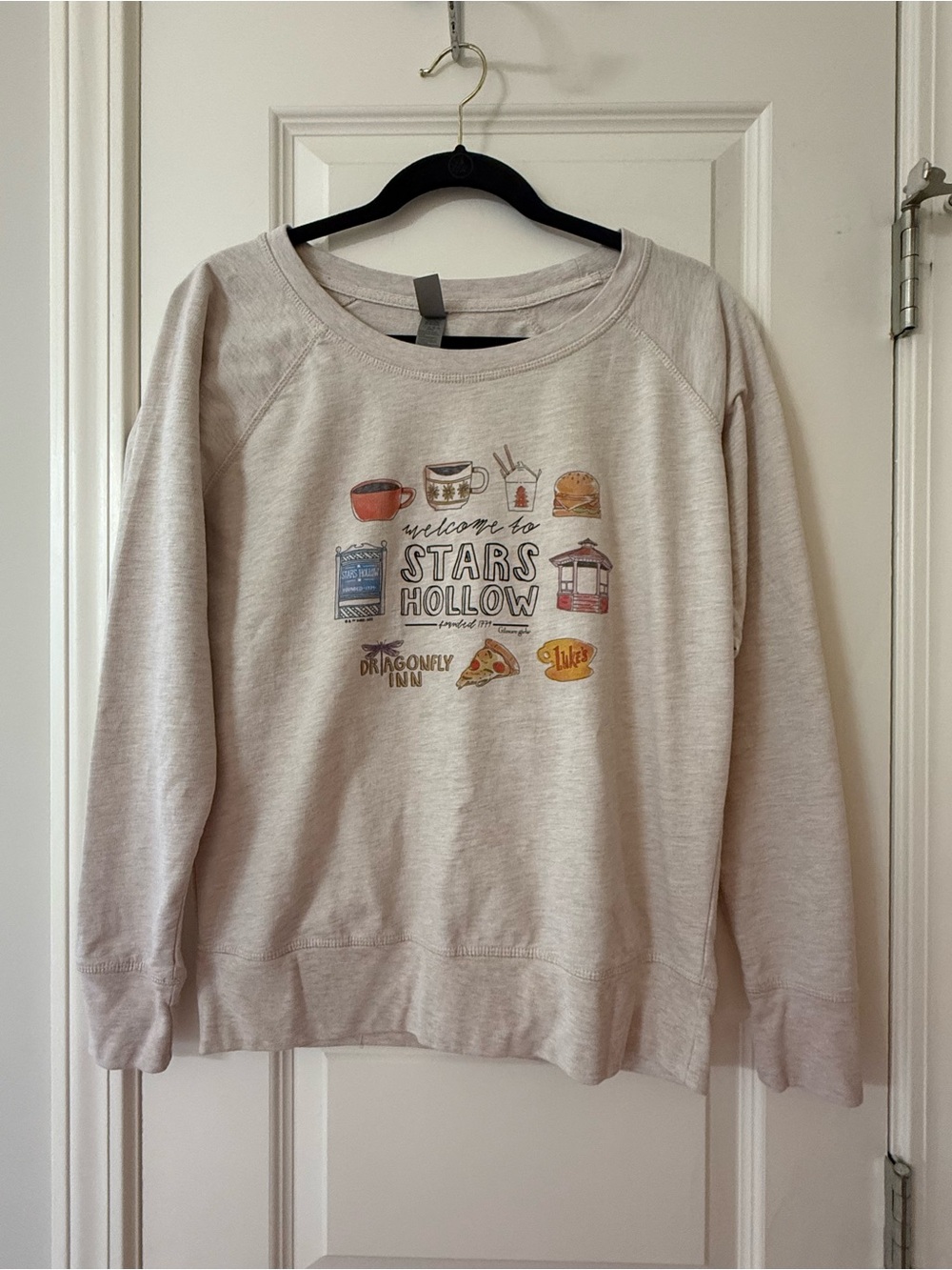 Instant Message Light Beige Gilmore Girls 'Stars Hollow' Graphic Sweatshirt Med
